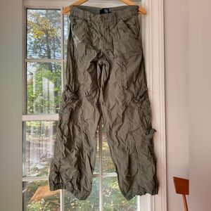 Urban Outfitters BDG Y2K Cargo Low Rise Army Green Utility Baggy Pants Small